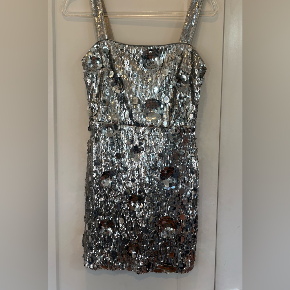 Lulus Disco Aura Silver and Grey Paillette Sequin Bodycon Mini Dress S NWOT - Picture 4 of 7